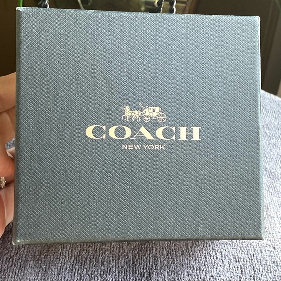 Coach Wizard of Oz NWT round gold glitter coin purse bag charm key fob - Picture 13 of 15